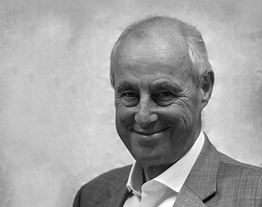 Investing  in the Future : One-on-One with  Tim Yeo 이미지