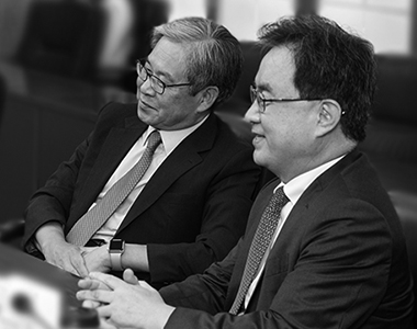 ムン・フィチャン、キム・ジンチョル韓国投資広報大使に会う 이미지