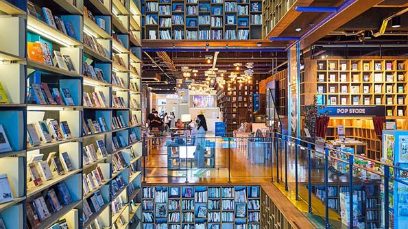 すばらしき本の世界 ソウル・釜山 ブックカフェを巡る旅   이미지