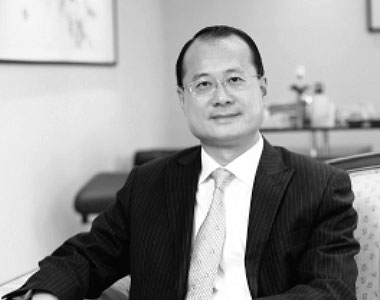 Interview with Honorary Ambassador of Foreign Investment Promotion for Korea Dr. Jonathan Choi 이미지